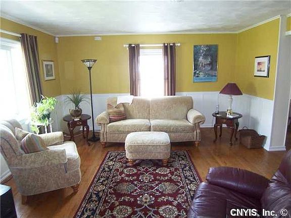 2nd image of 130 Stockton Pl