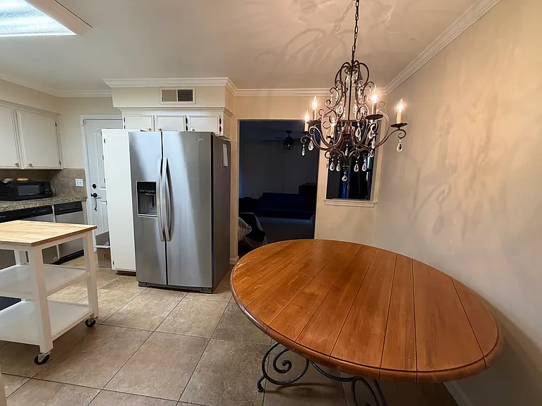 1265 W Pinedale Ave — Photo 3
