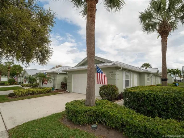 1658 SW Waterfall Blvd, Palm City, FL 34990