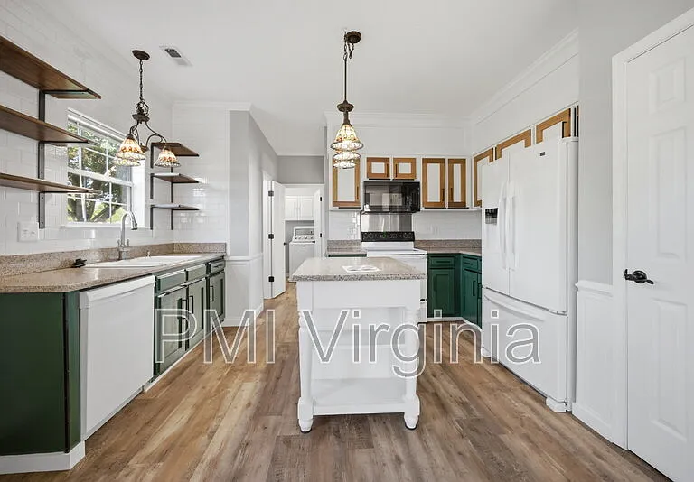 3016 Beaden Dr — Photo 10