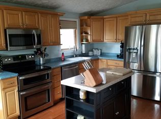 19 Castle Dr, Hooksett, NH 03106