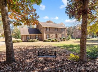 8321 Camelot Dr, Harrisburg, NC 28075