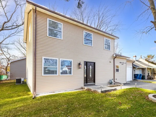 1817 Kelly Ave, Crest Hill, IL 60403