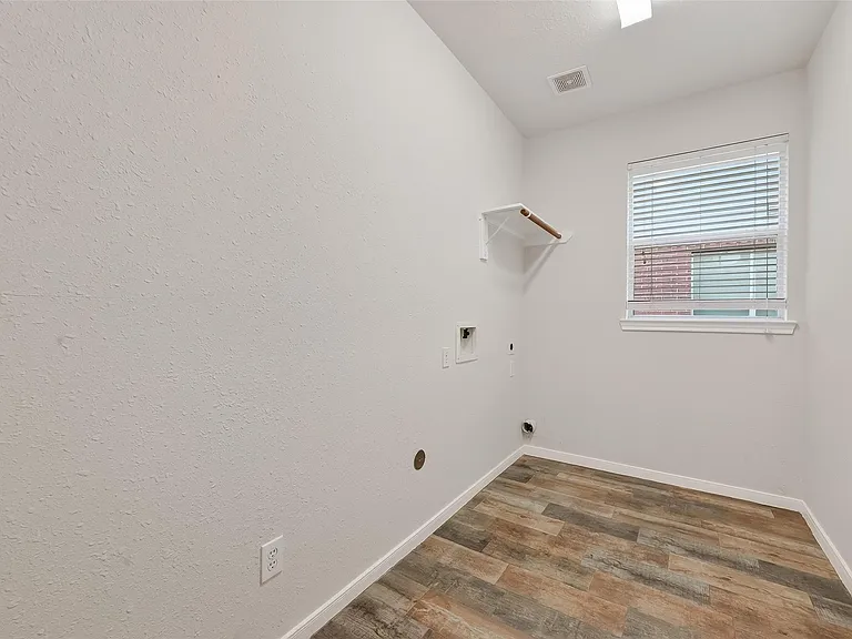 78 S Archwyck Cir — Photo 26