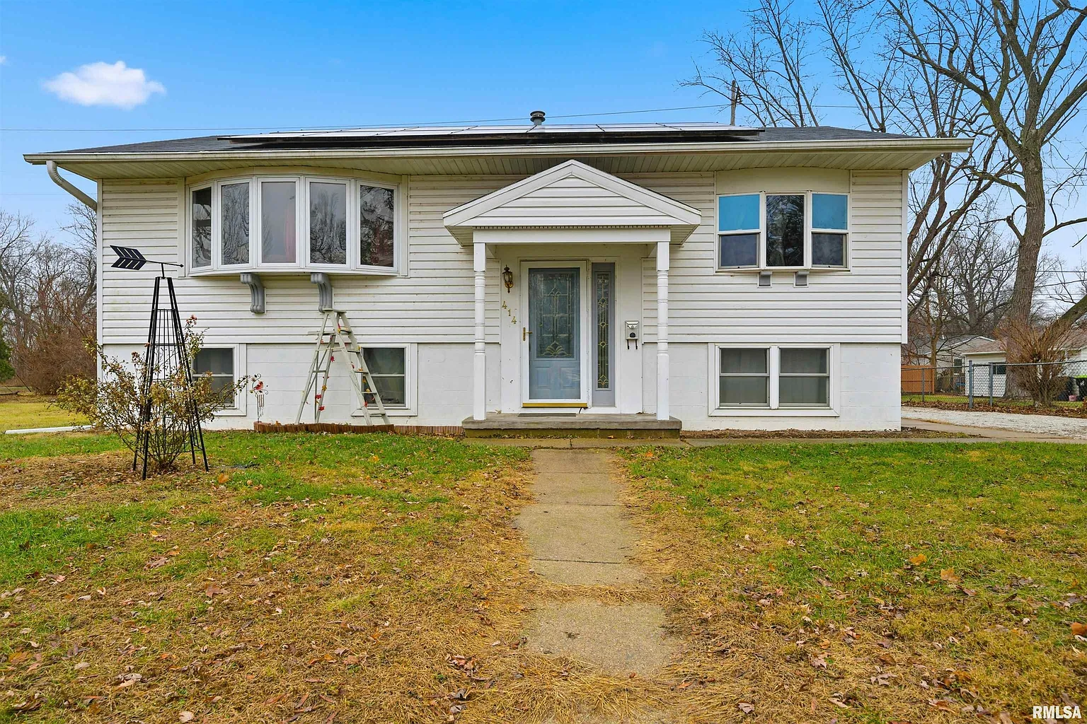 414 W Placher Ct photo 1