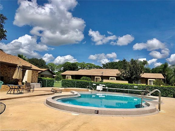 3rd image of 2524 Hidden Creek Cir