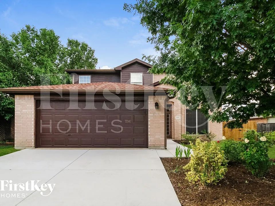 1055 Waterview Dr