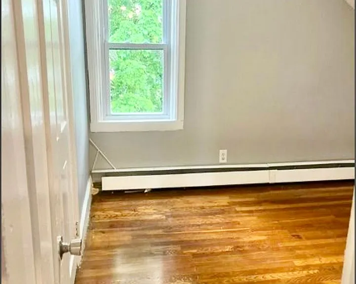 72 Pocasset Avenue — Photo 10