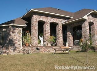 8200 Ridgewood Dr, Kiln, MS 39556