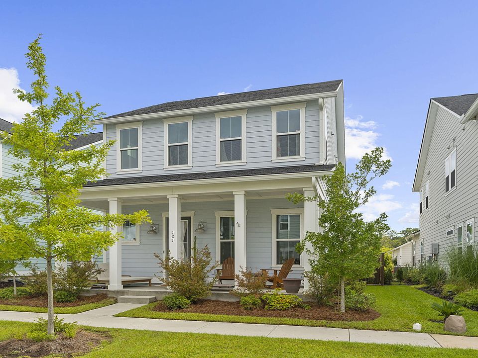 1st image of 121 Dixie Iris Way