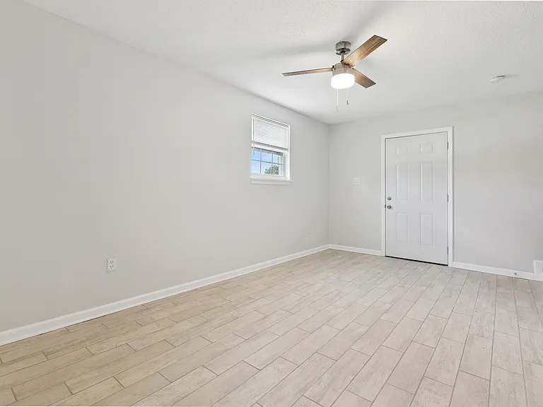 1116 Orange Blossom Ln #9 — Photo 4