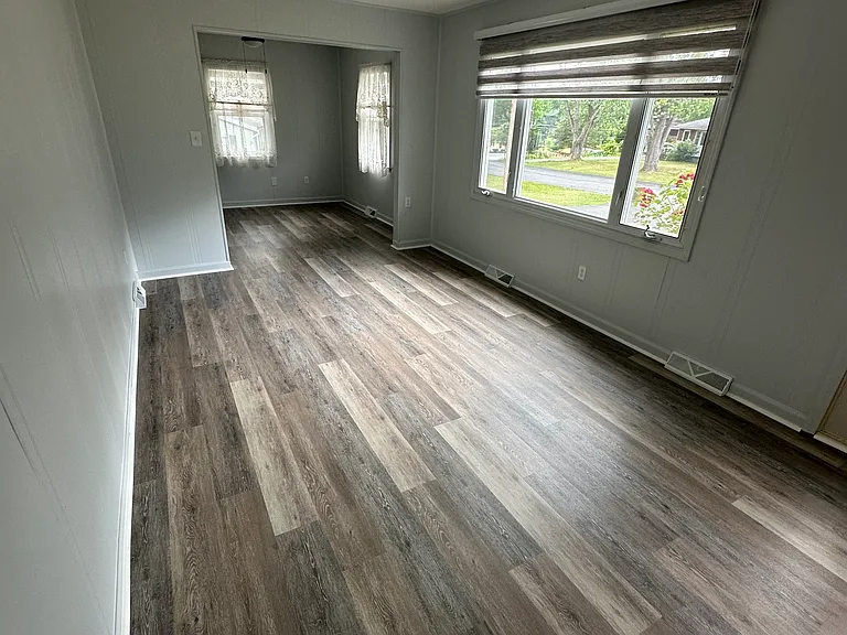 13 Tice Rd — Photo 16