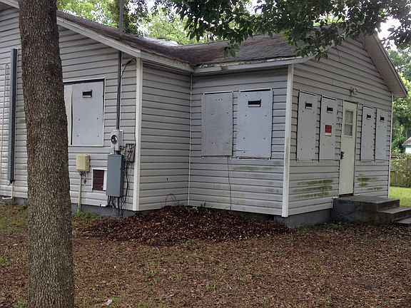 5th image of 9417 N 21st St