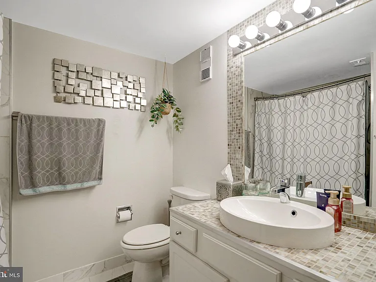 3709 S George Mason Dr #415-E — Photo 23