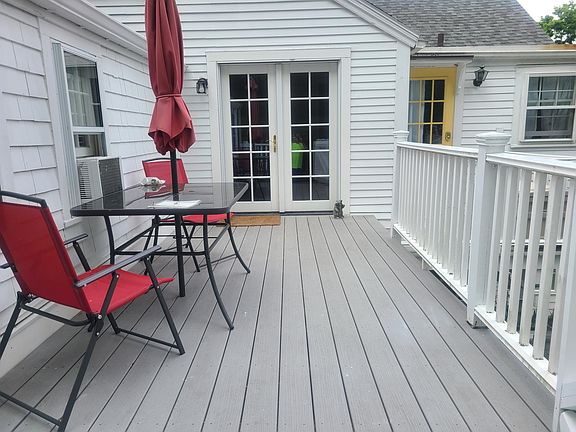 3rd image of 4 South St #2