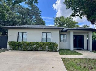 3770 SW 50th Ave, Hollywood, FL 33023