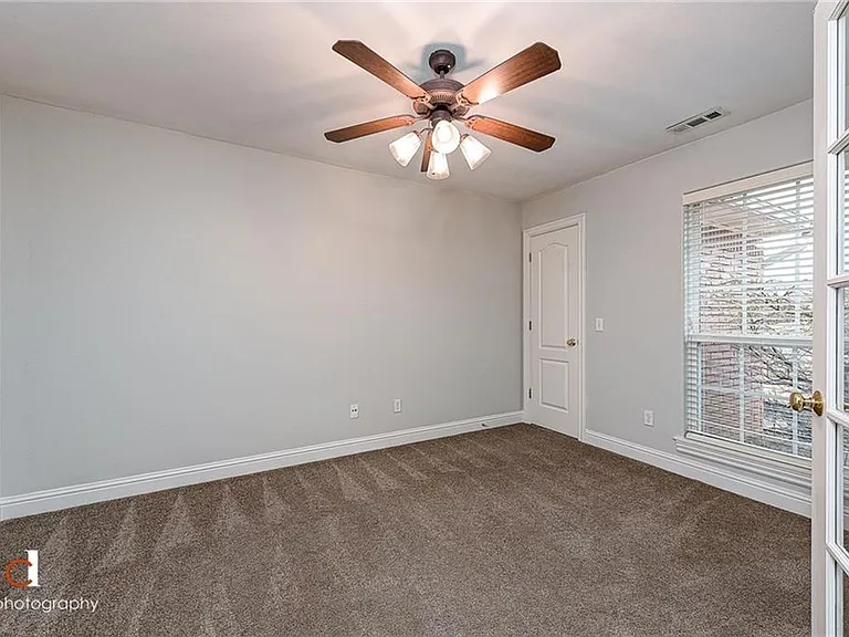 5712 W Casey Dr — Photo 3
