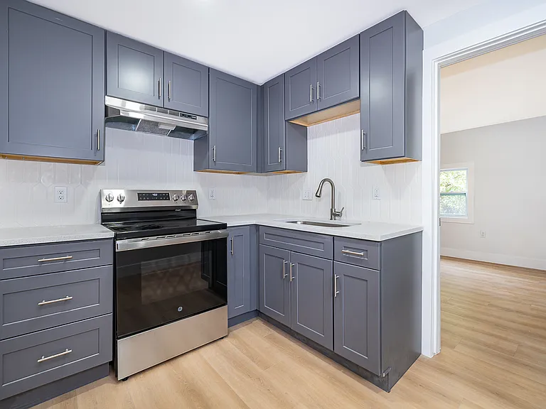 613 Citrus St #A — Photo 6
