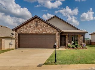 453 Barn Wood Rd, Tuscaloosa, AL 35405