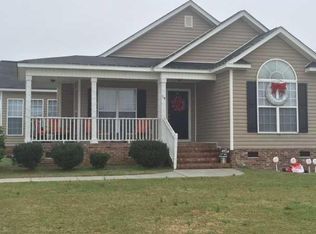 14 Amberhill Ct, Camden, SC 29020