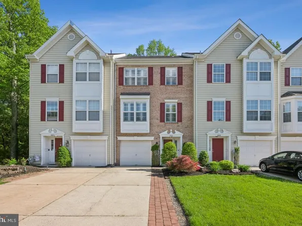 687 Barton Run Blvd, Marlton, NJ 08053