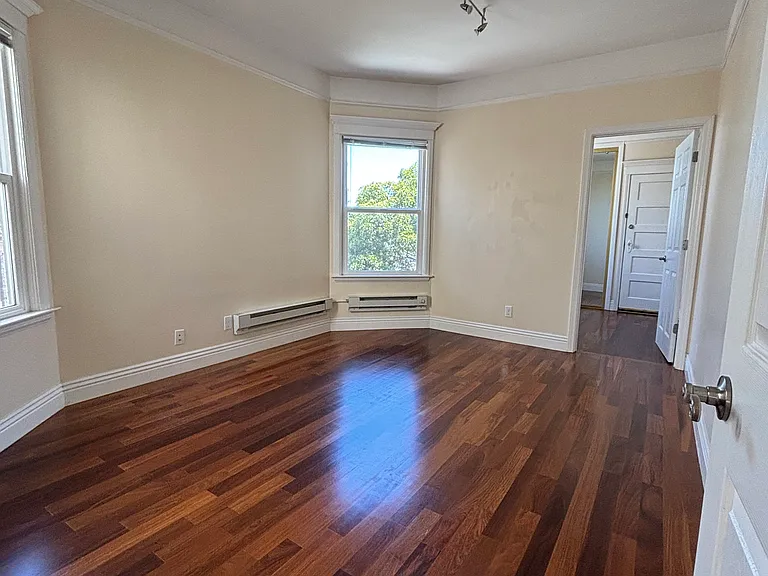 624 Shrader St #8 — Photo 7