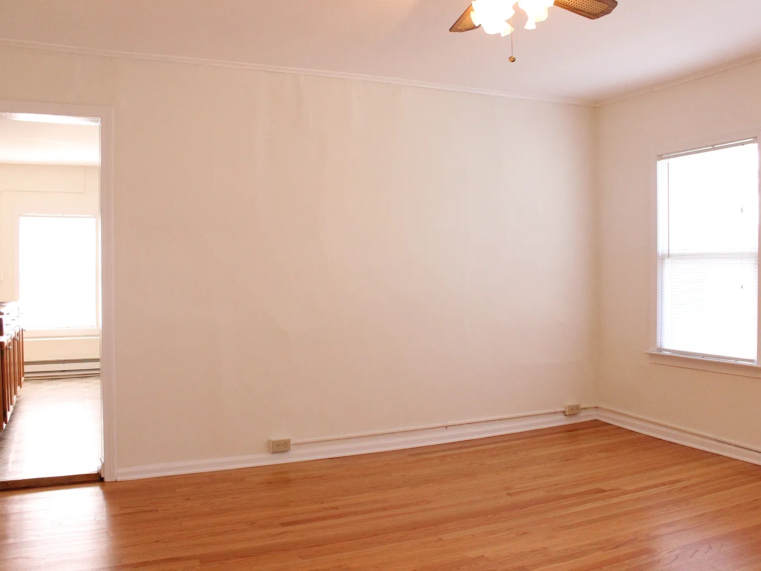 2 bed, 900 sqft, $1,850 — Photo 4