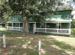 27306 Wilcox Rd, Robertsdale, AL 36567
