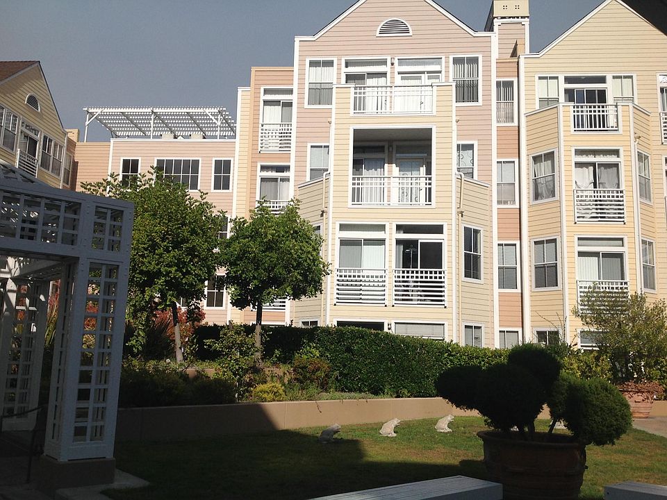 1st image of 550 Ortega Ave #11