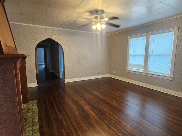 1115 S Gary Pl #1115