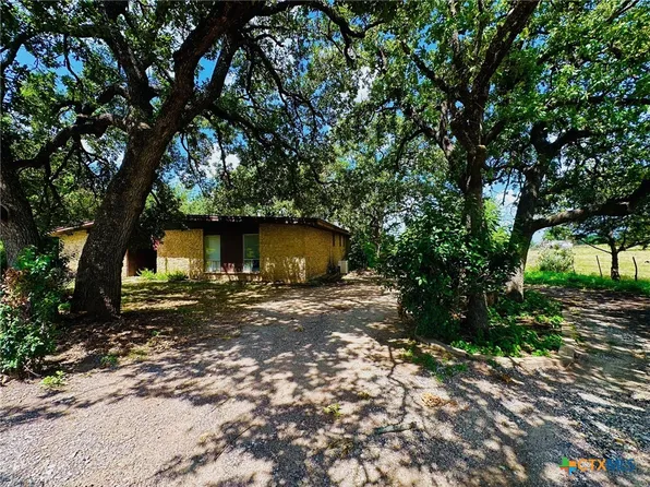 503 N Lovers Ln, Gatesville, TX 76528