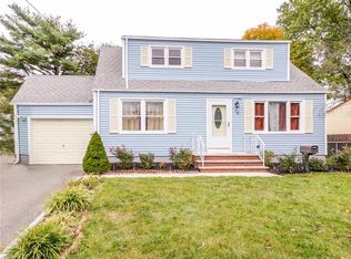 16 Stockton Rd, New Brunswick, NJ 08901