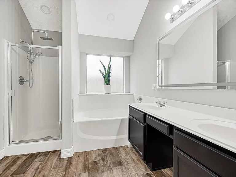174 Horn Ct — Photo 16