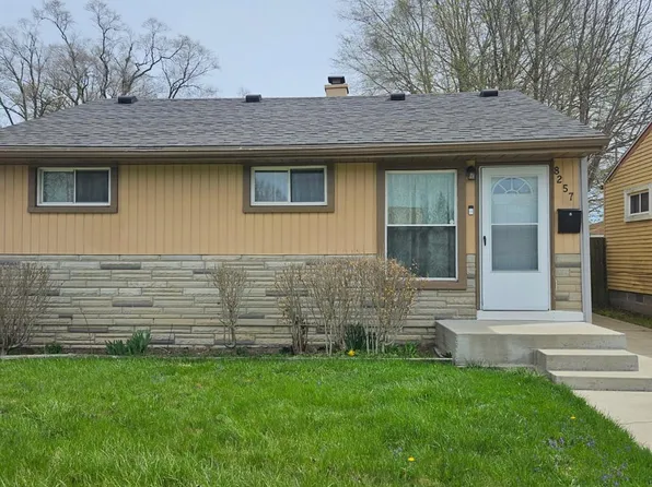 8257 Oak St, Taylor, MI 48180