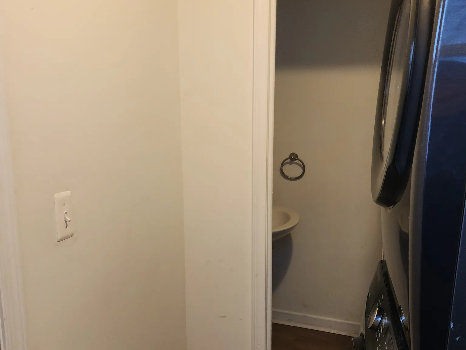 1316 N Hollywood St — Photo 3
