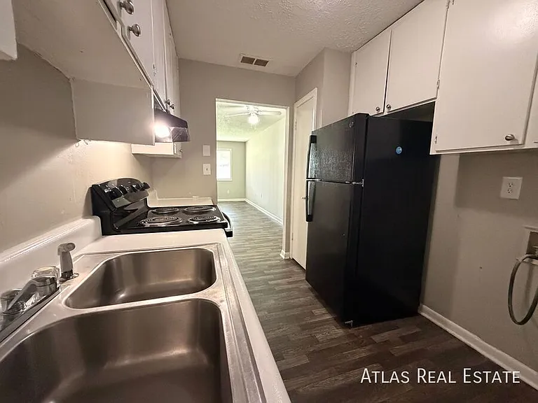 Rosemary Place — Photo 19