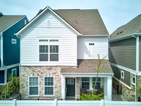 9213 Hawley Dr, Indianapolis, IN 46216