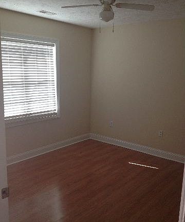 3rd image of 45 Huron Dr #B