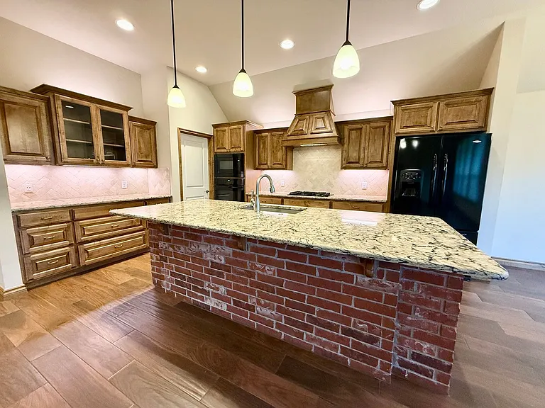 706 Sedona Dr — Photo 6