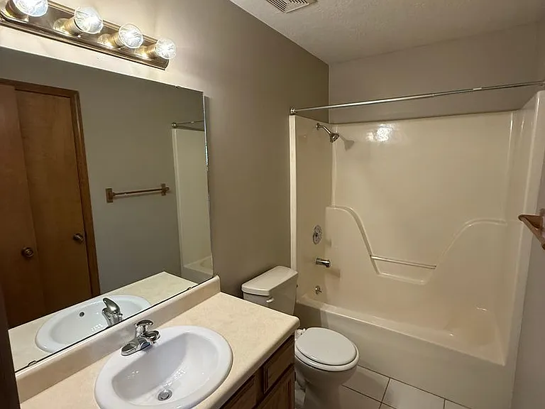 4114 S Franklin Ave — Photo 17