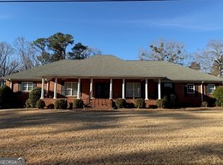 312 Miamola Ave, Sandersville, GA 31082