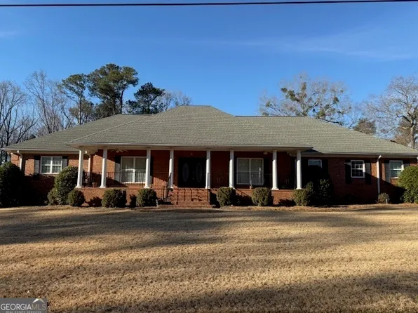 312 Miamola Ave, Sandersville, GA 31082