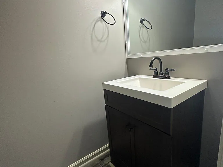 801 Golfview Pl #A — Photo 6