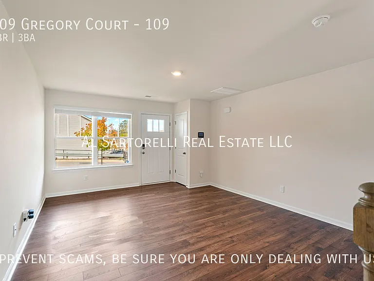 109 Gregory Ct #109 — Photo 6