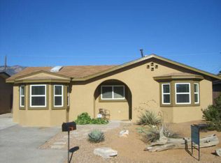 332 Maxine St NE, Albuquerque, NM 87123
