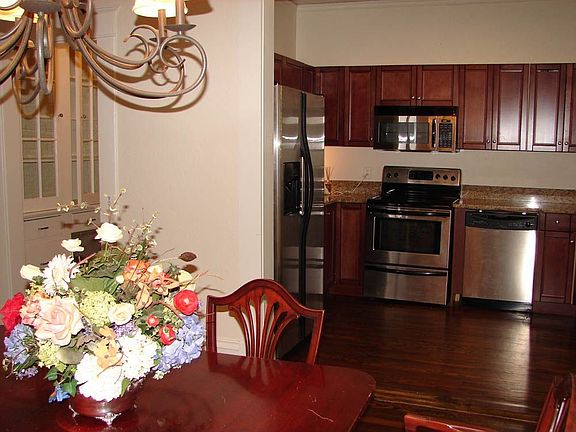 Kitchen/Butlers Pantry