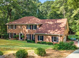 200 Wedgeway, Sandy Springs, GA 30350