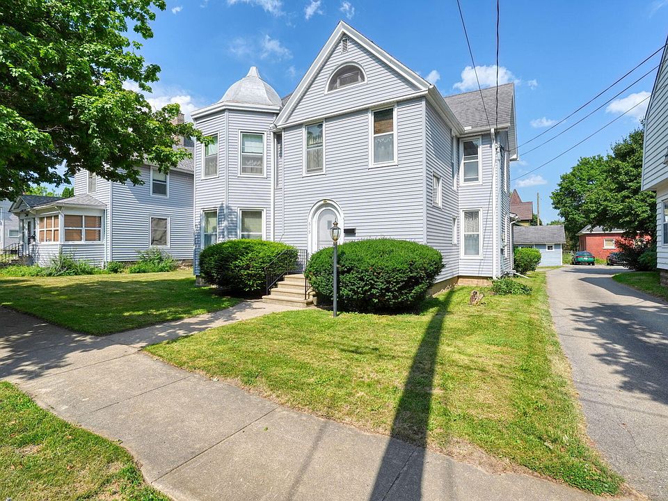 1st image of 615 2nd St