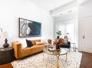 325 Kingston Rd #101, Toronto, ON M4L1T8