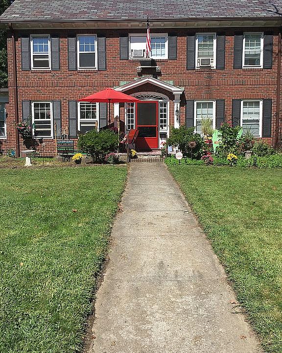 Curbside View - Main House 
